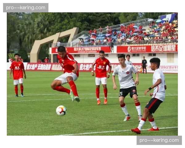 新球队建队沿用2004年扩军规则，各队提交保护名单挑选球员