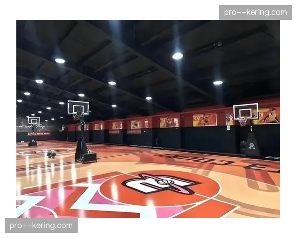 温布利球场完成灯光系统升级，旨在减少球员在夜场比赛快速转换中的视觉疲劳